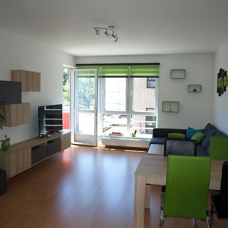 Apartman Self Check In/Out Vrchlabí Esterno foto