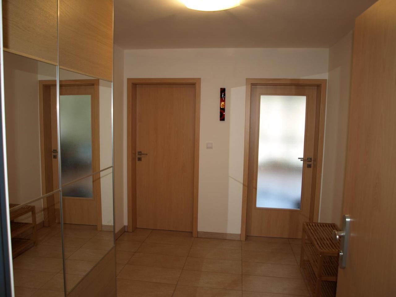 Apartman Self Check In/Out Vrchlabí Esterno foto